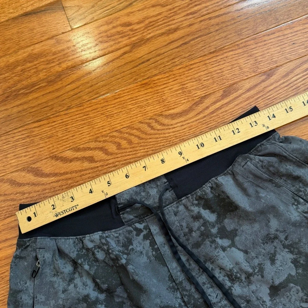 Lululemon License to Train Shorts 7